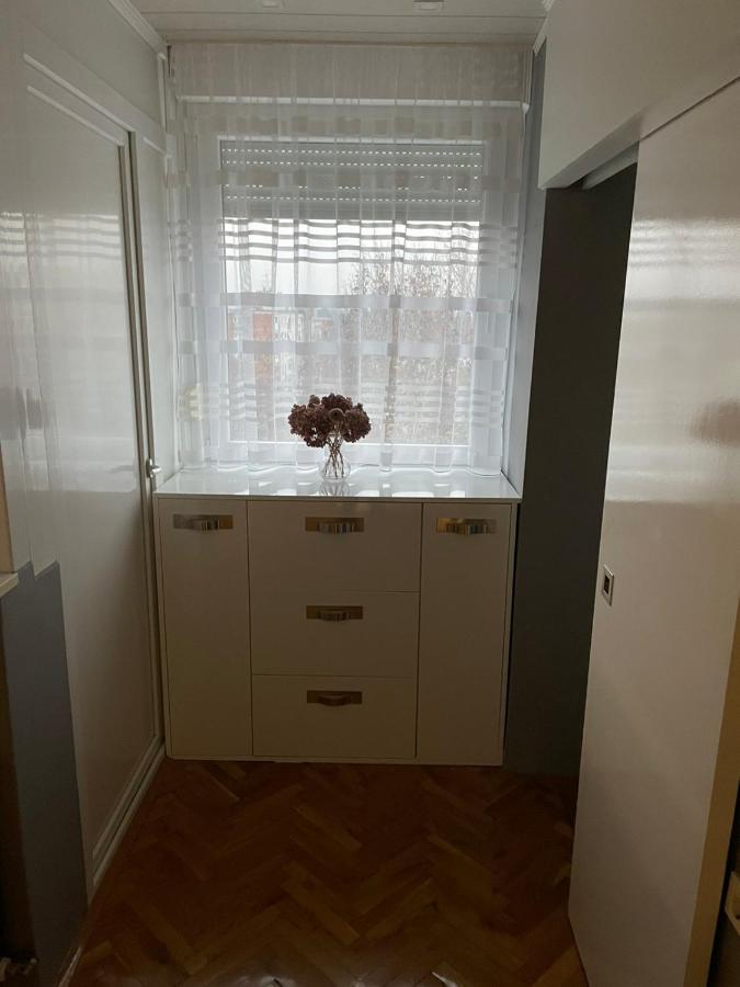 Lola Home كارلوفاتش المظهر الخارجي الصورة